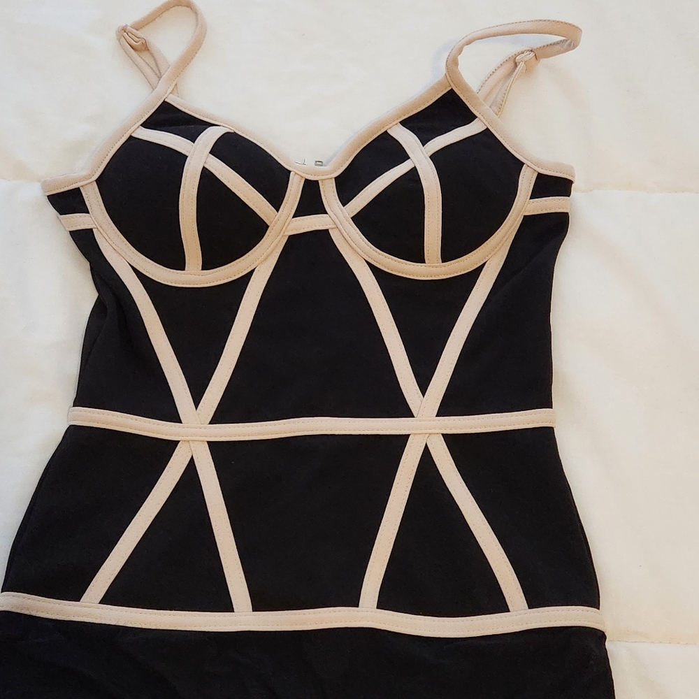 Fashion Nova Bodysuit Size S